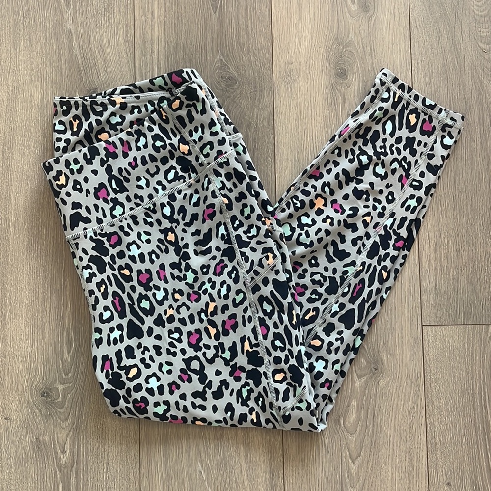 TORRID Active Multicolored Cheetah Leggings Size 3